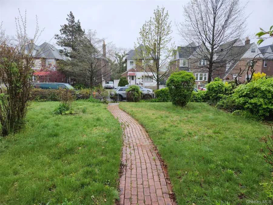 13304 226th Street, Laurelton, NY 11413 - #2