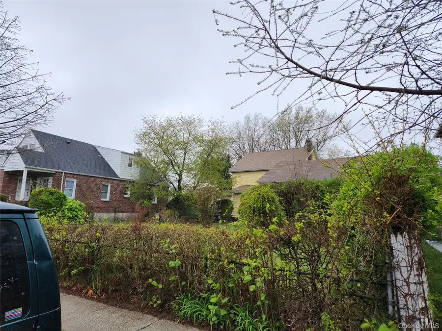 13304 226th Street, Laurelton, NY 11413 - #3