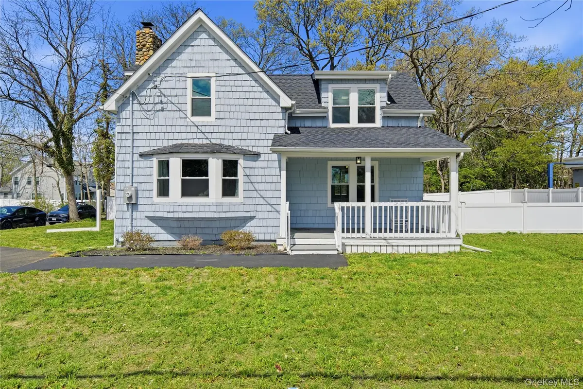 749 E Main Street, Kings Park, NY 11754 - #1