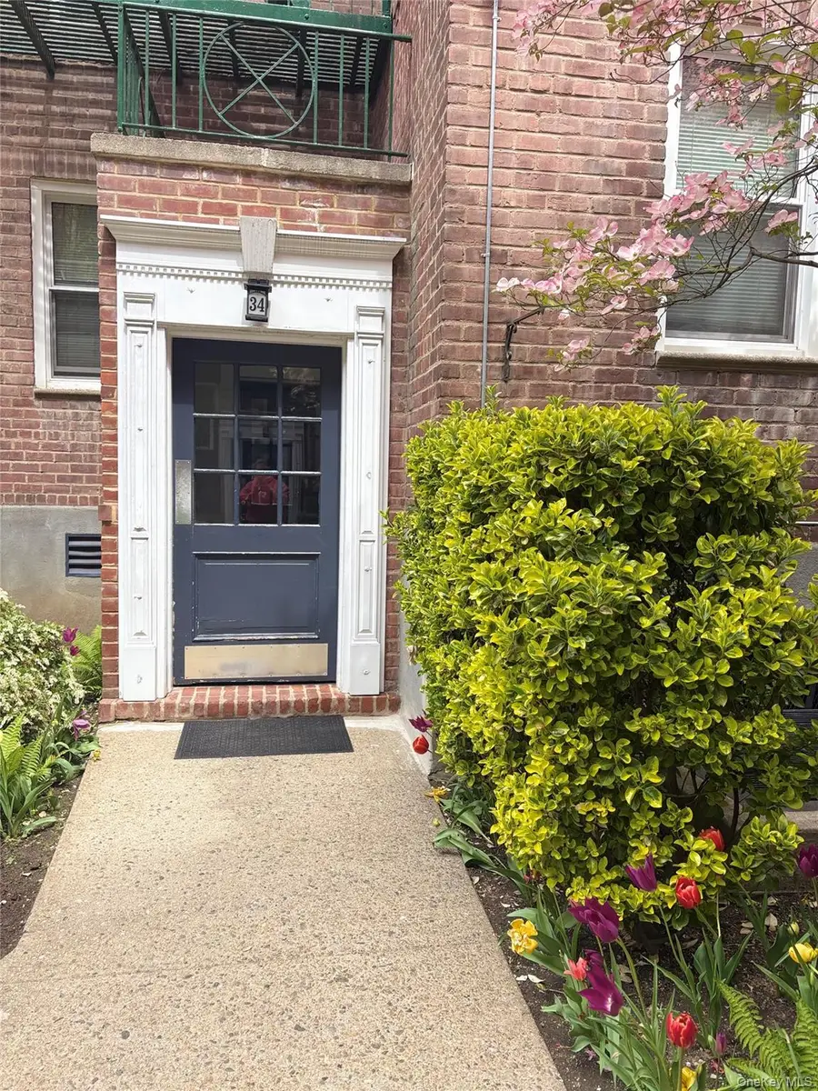 34 Cathedral Avenue #6A, Hempstead, NY 11550 - #3