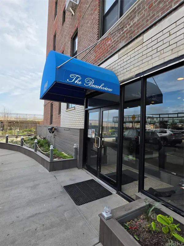 129 Beach 118th Street #5A, Rockaway Park, NY 11694