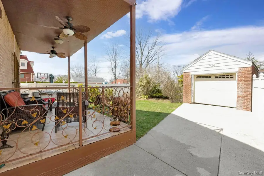 18631 Radnor Road, Jamaica, NY 11432 - #3