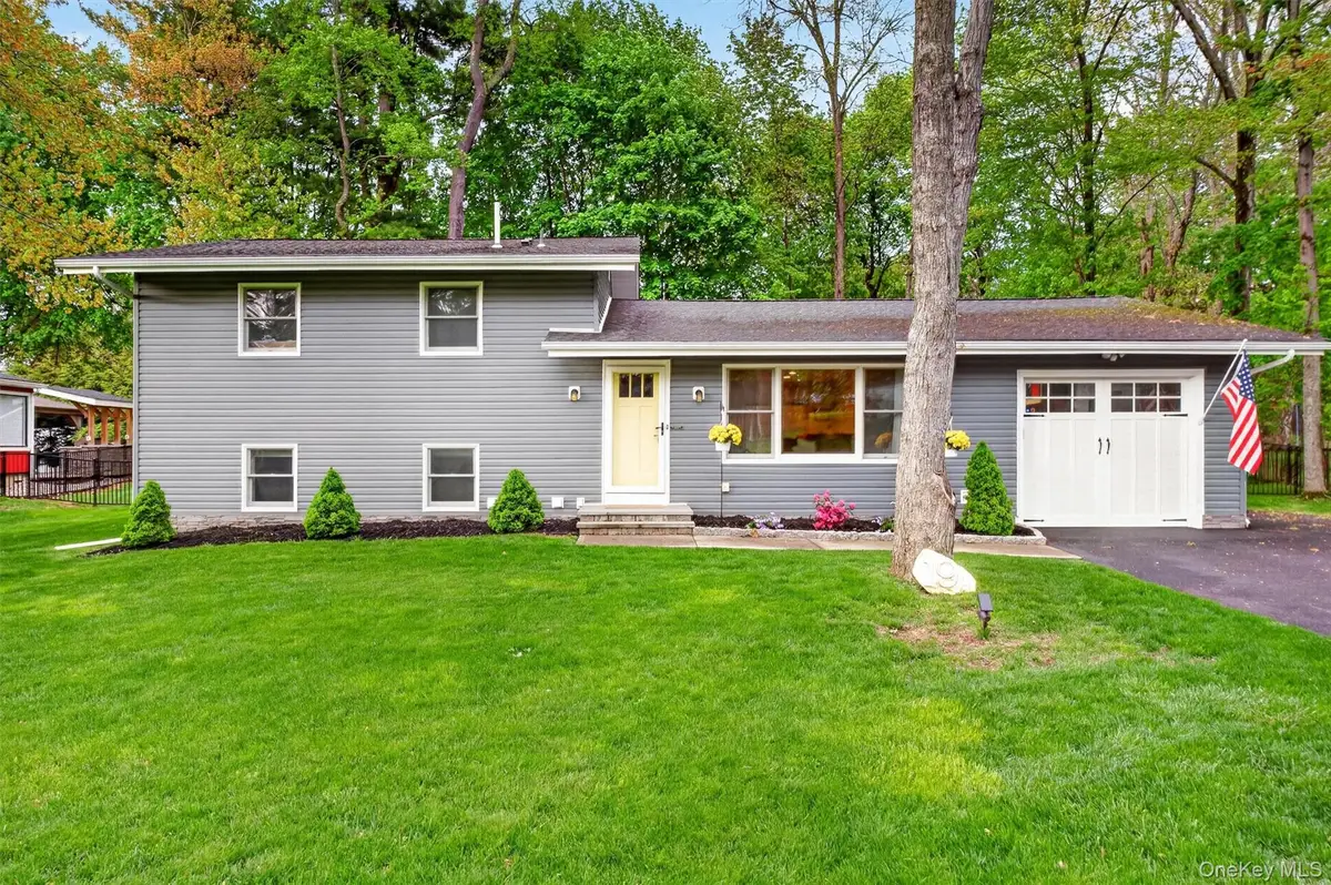 19 Scenic Drive, Poughkeepsie, NY 12603 - #1