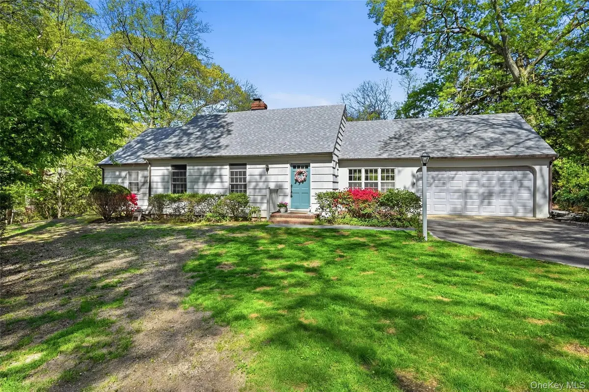 16 Brian Court, Northport, NY 11768 - #1