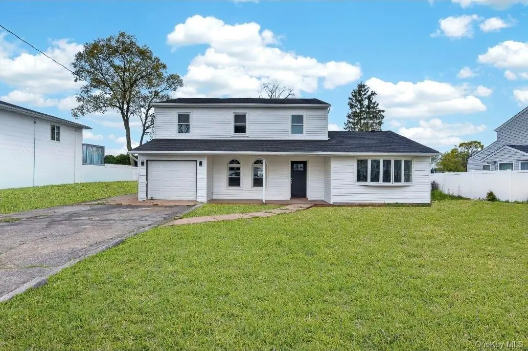 200 Irish Lane, Islip Terrace, NY 11752 - #1