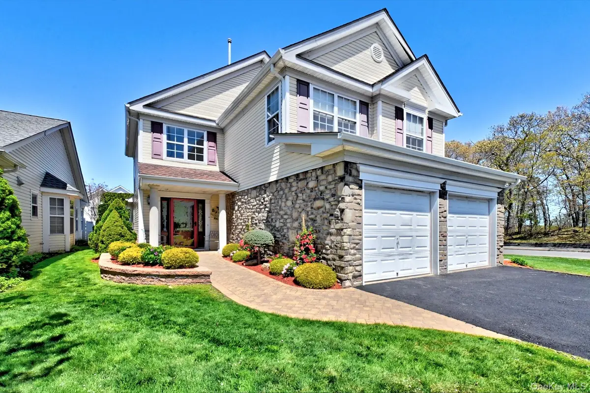 15 Marisa Drive, Middle Island, NY 11953 - #1