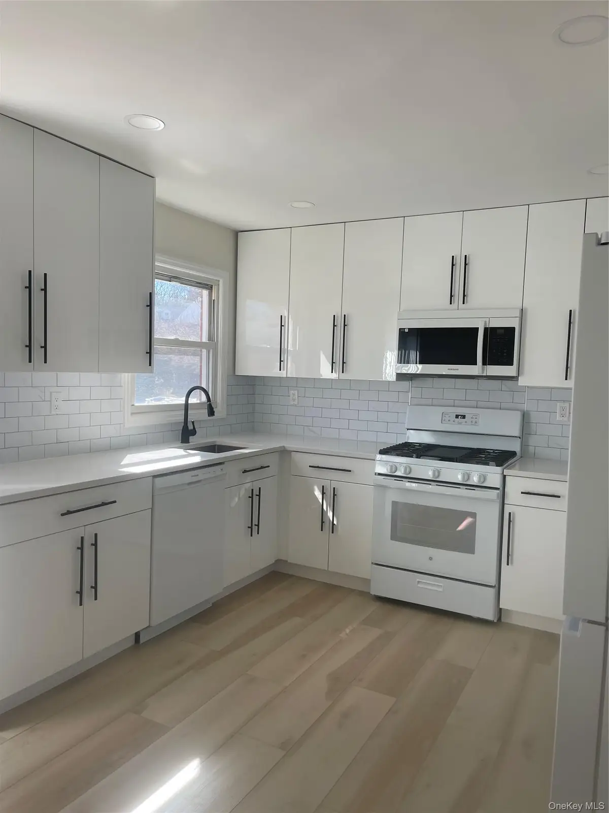 9 Milford Lane #7107, Suffern, NY 10901 - #1