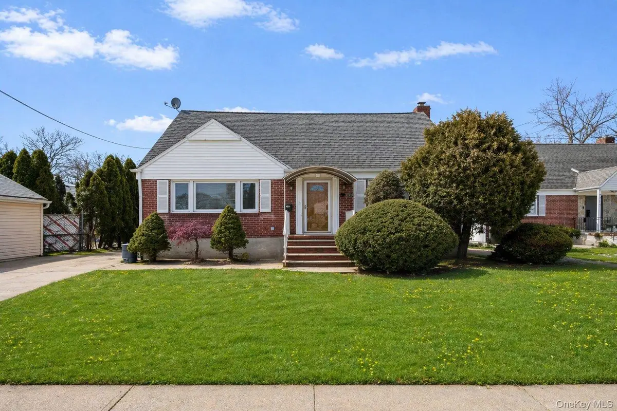 1987 Lakeville Road, New Hyde Park, NY 11040 - #1