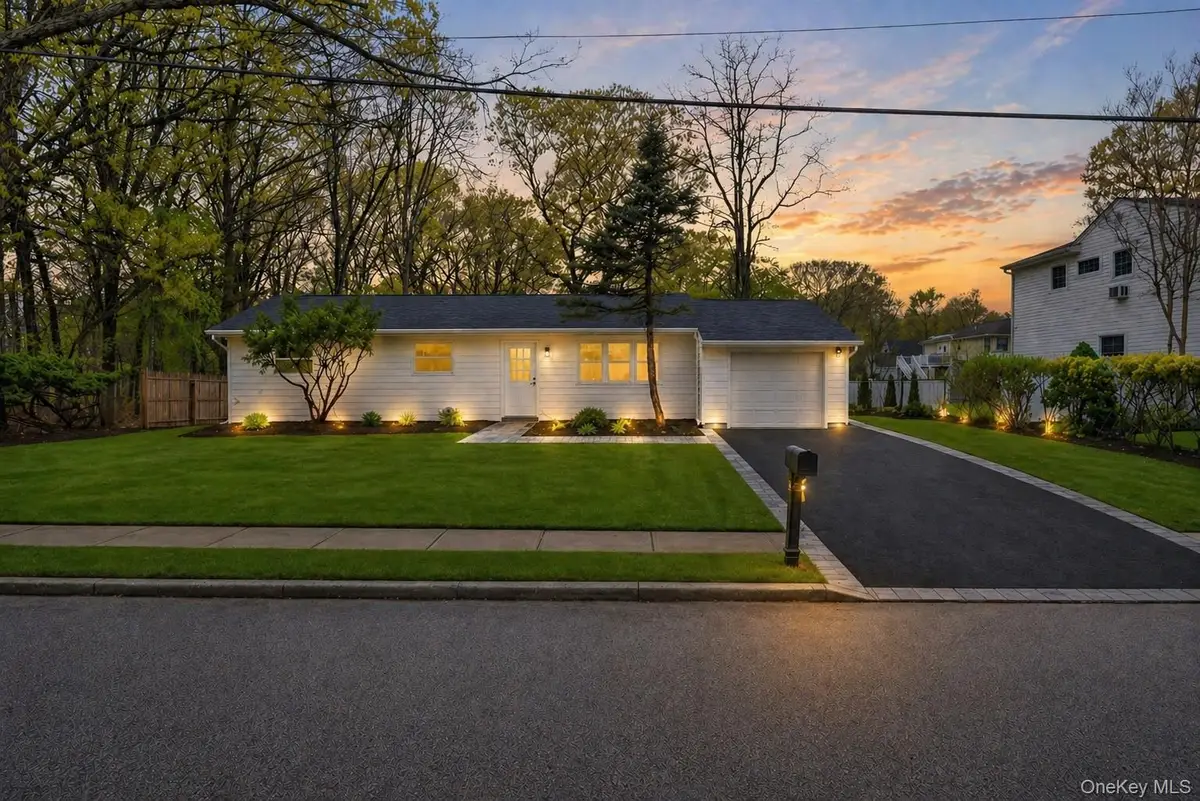 108 Avenue B, Holbrook, NY 11741 - #1