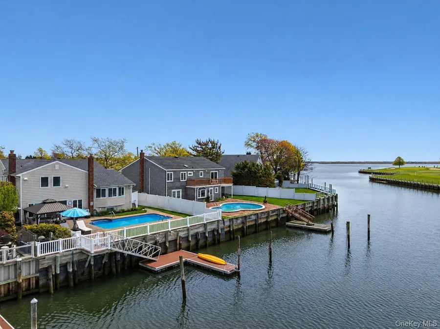 2848 Clubhouse Road, Merrick, NY 11566 - #3