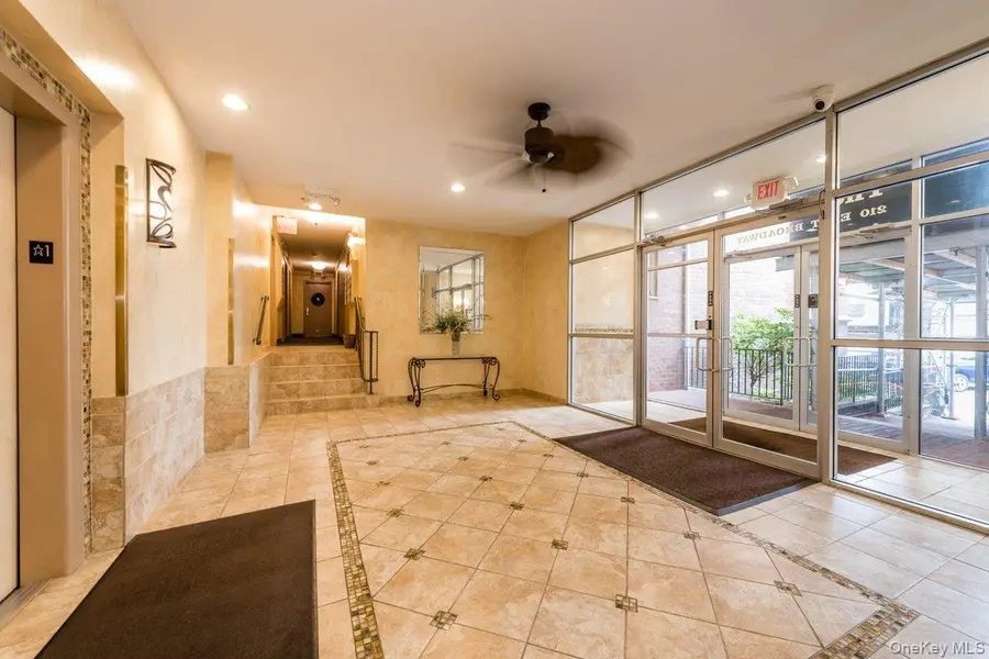 210 E Broadway #4D, Long Beach, NY 11561 - #2