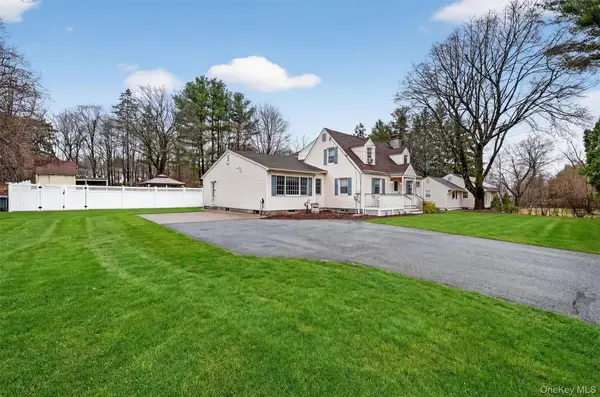 69 S Airmont Road, Airmont, NY 10901