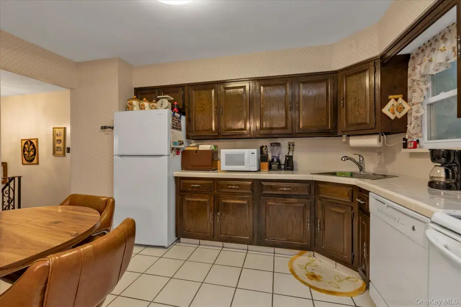 2606 Beach Drive, Merrick, NY 11566 - #3