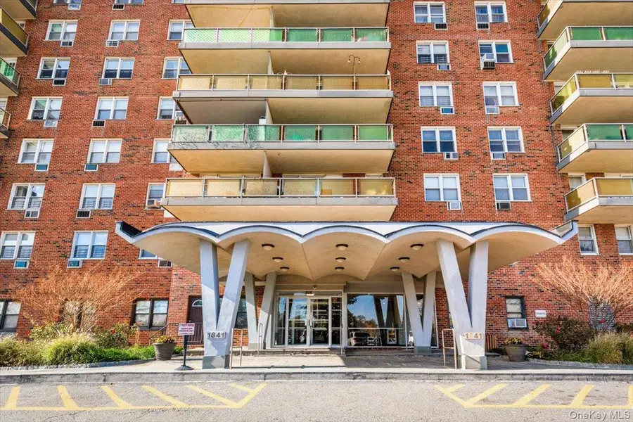 1841 Central Park Avenue #19L, Yonkers, NY 10710 - #3