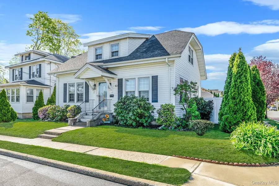 101 Oswego Street, North Bellmore, NY 11710 - #3