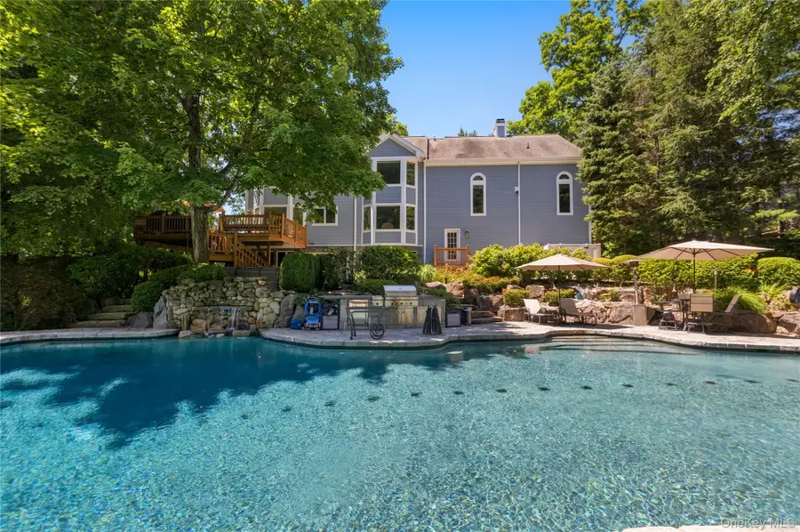 6 Canterbury Court, Briarcliff Manor, NY 10510 - #3