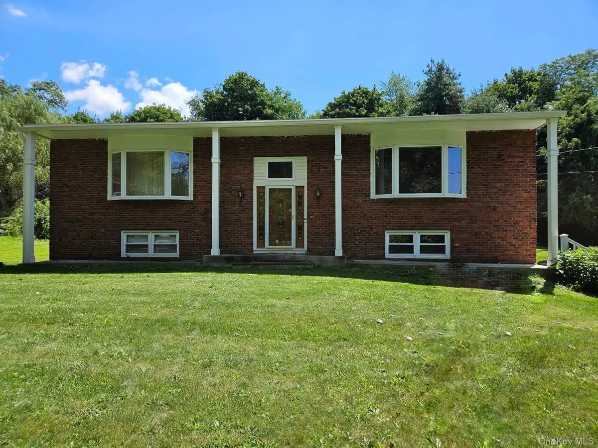 21 Verplanck Avenue, Hopewell Junction, NY 12533 - #1