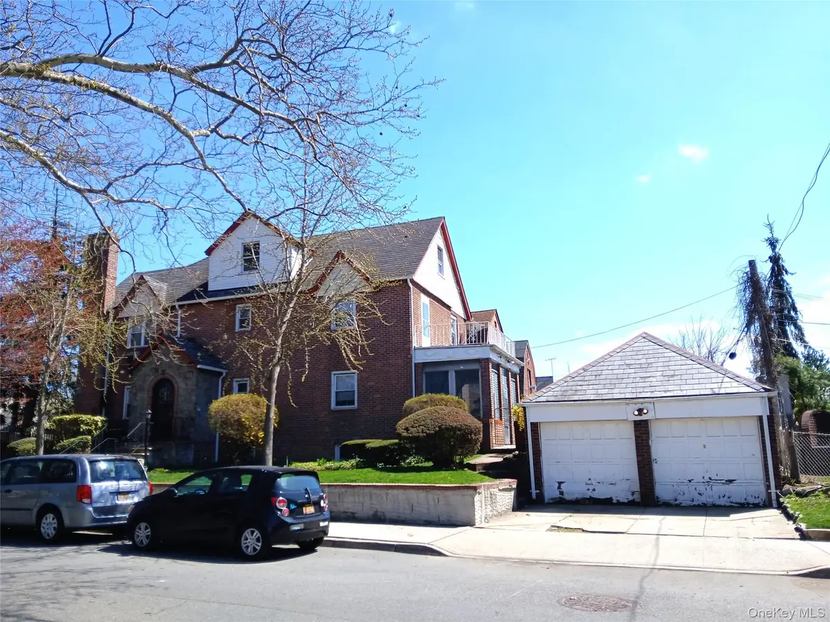 6402 Ellwell Crescent, Rego Park, NY 11374 - #1