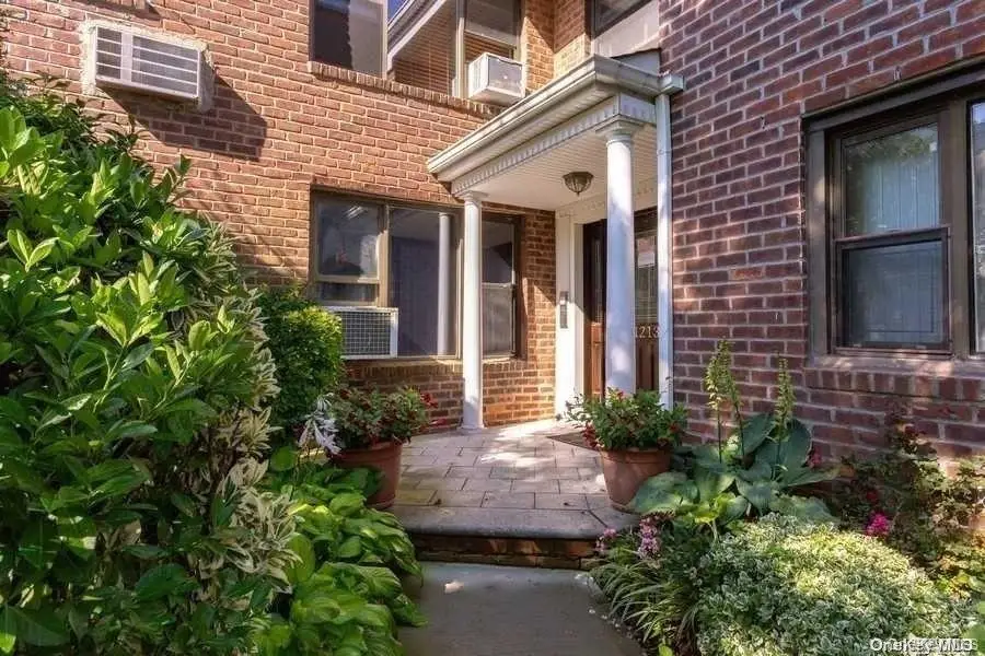 1213 E Broadway #B24, Hewlett, NY 11557 - #2