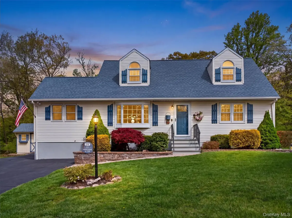 21 Foxcroft Drive, Nanuet, NY 10954 - #1