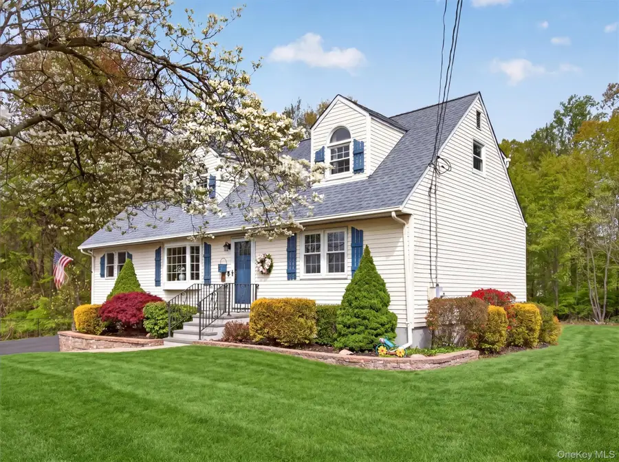 21 Foxcroft Drive, Nanuet, NY 10954 - #2