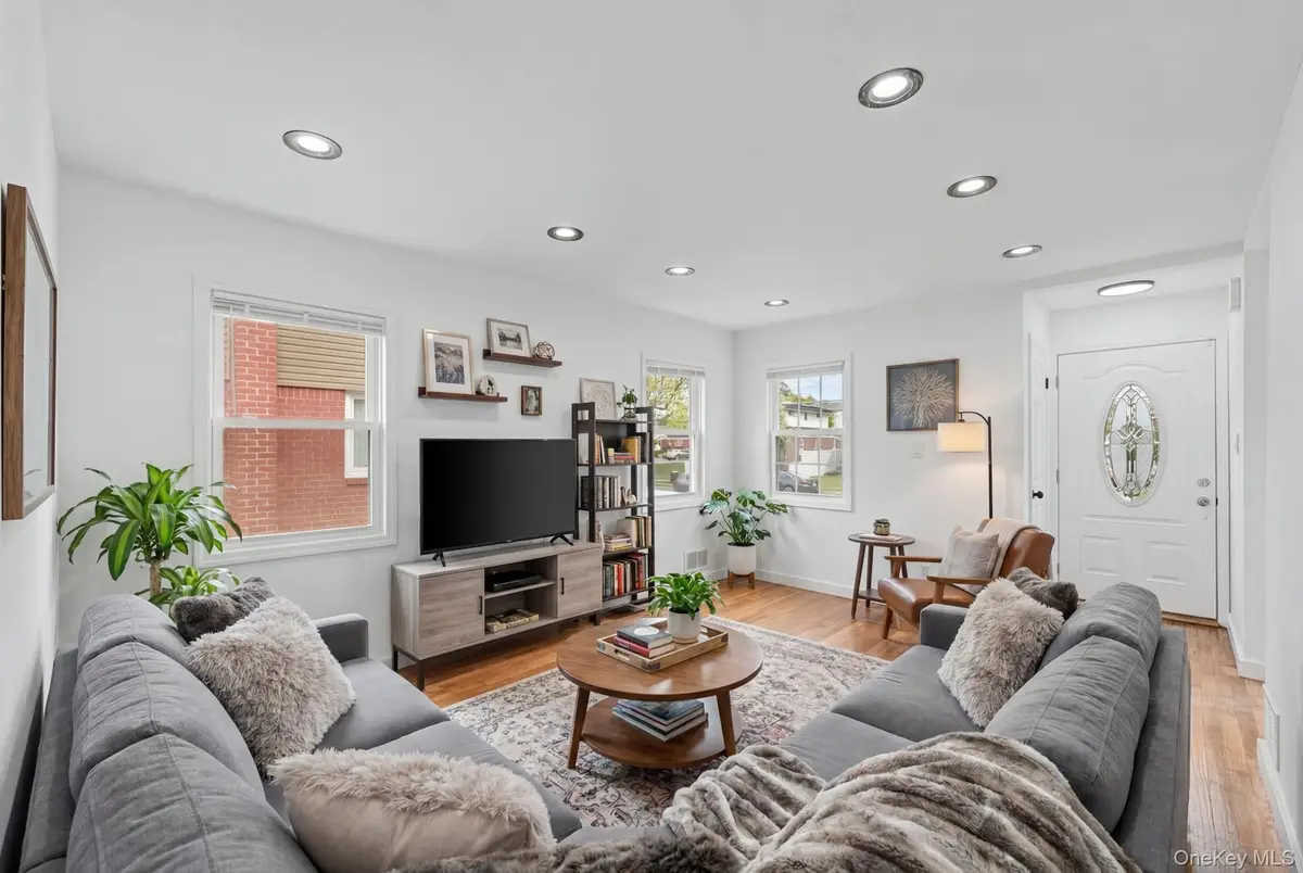 1977 Jackson Avenue, Elmont, NY 11003 - #1