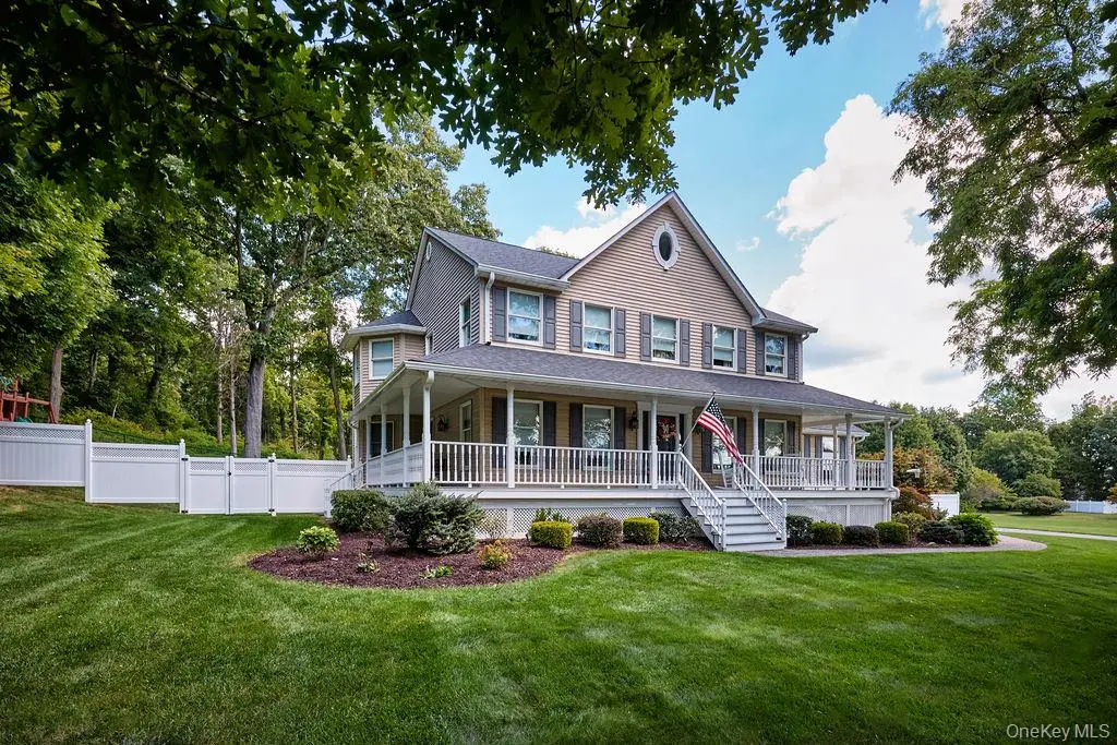 90 Woodcrest Drive, Hopewell Junction, NY 12533 - #1