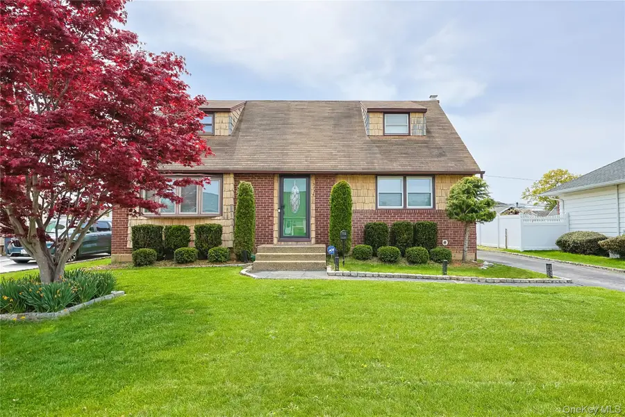 3734 Ferndale Drive, Wantagh, NY 11793 - #2