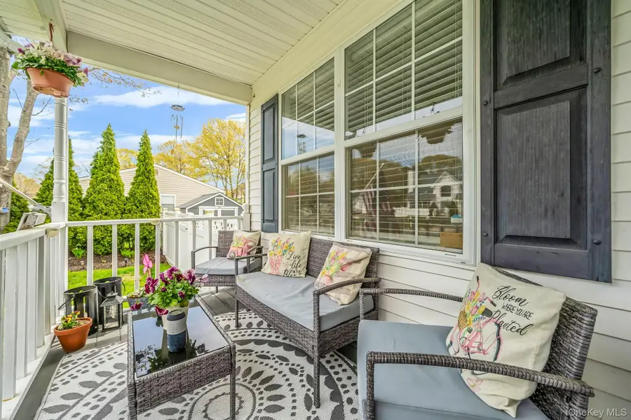 12 Orange Avenue, Port Jefferson Station, NY 11776 - #3