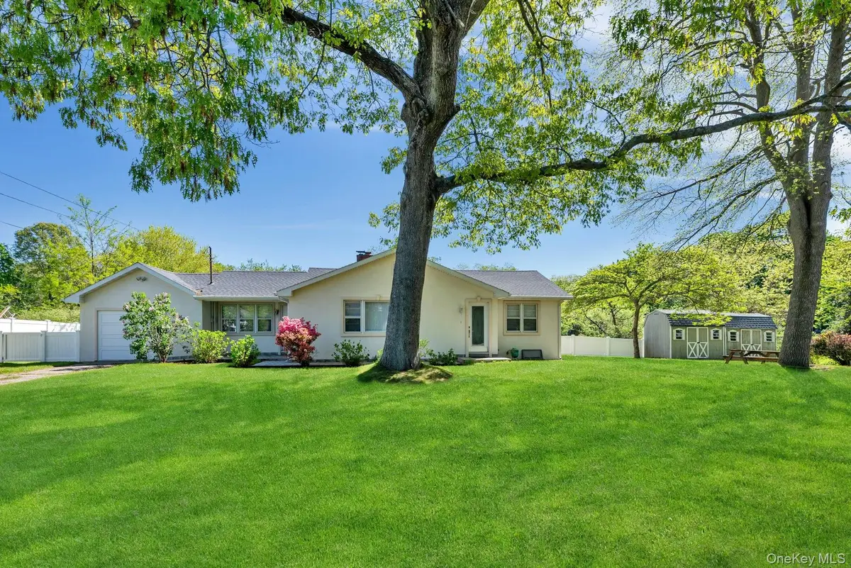 380 Clark Road, Southold, NY 11971 - #1