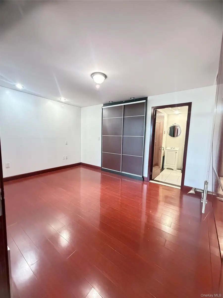 13229 Blossom Avenue #5H, Flushing, NY 11355 - #3