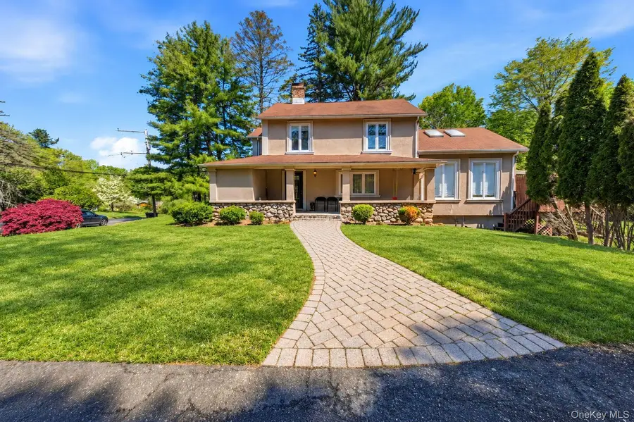 4 Arrowhead Lane, Suffern, NY 10901 - #3