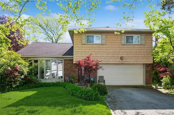 1040 Cedarhurst Street, North Woodmere, NY 11581