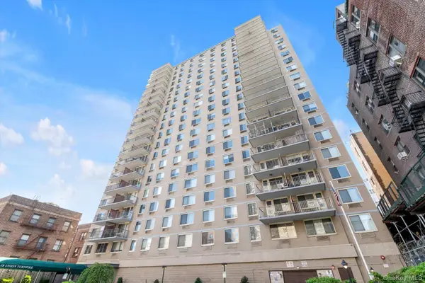 118-18 Union Turnpike #18CD, Kew Gardens, NY 11415