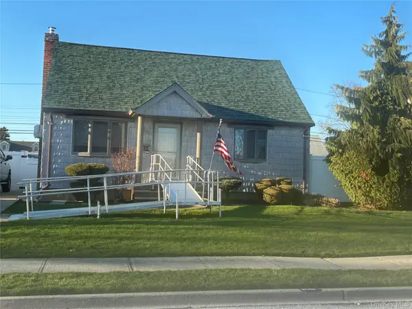 3551 Condor Road, Levittown, NY 11756