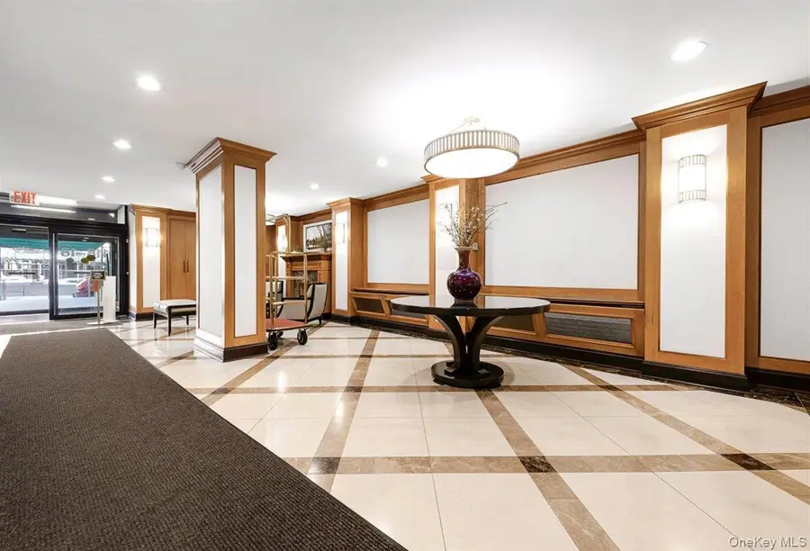118-18 Union Turnpike #16G, Kew Gardens, NY 11415 - #3