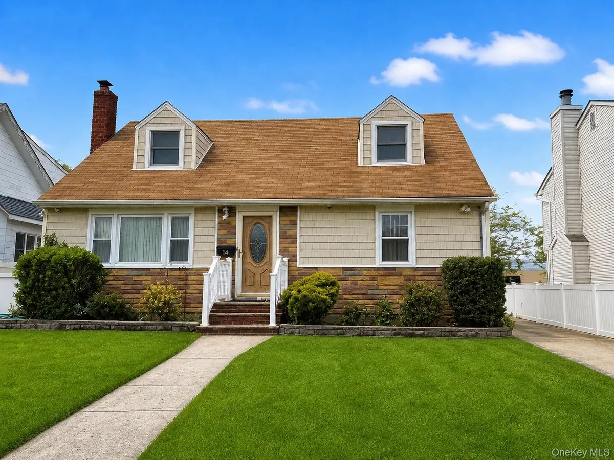 14 Evans, Albertson, NY 11507 - #1