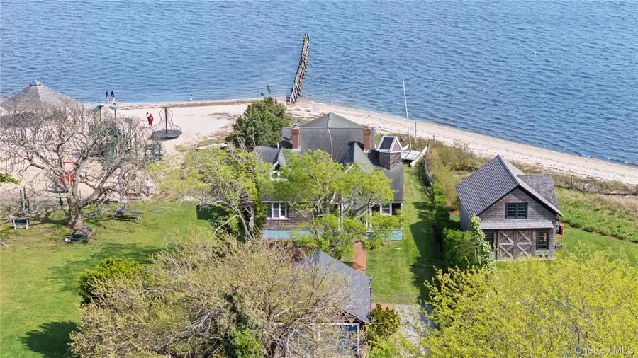 4 Shore Road, Bellport, NY 11713 - #3