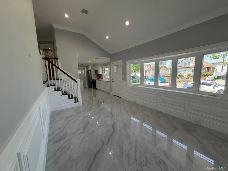24 Underhill Avenue, Roosevelt, NY 11575 - #3