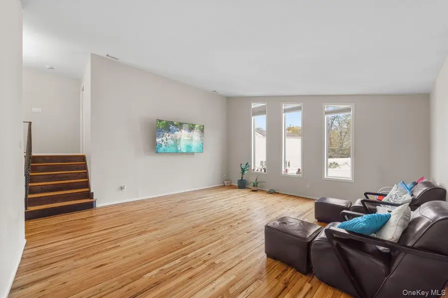 3 Fams Court, Jericho, NY 11753 - #3