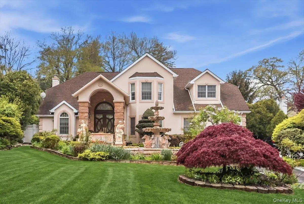 21 Chauncey Place, Woodbury, NY 11797 - #1