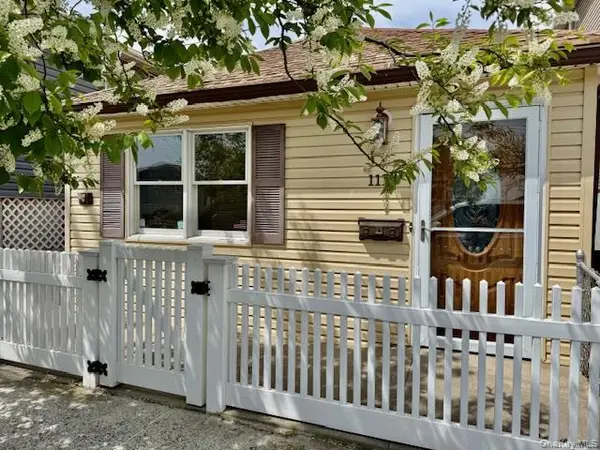 1111 Cross Bay Boulevard, Broad Channel, NY 11693