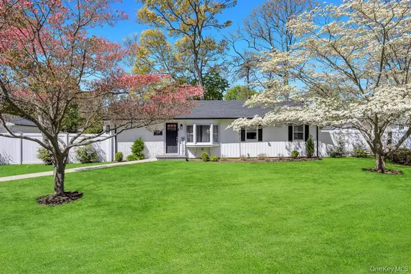 20 Garden Street, Nesconset, NY 11767