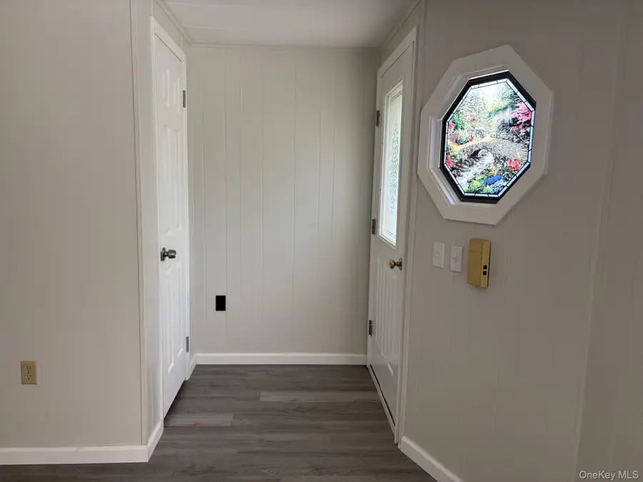 101 West Lane #20B Witt Lane, Riverhead, NY 11901 - #3