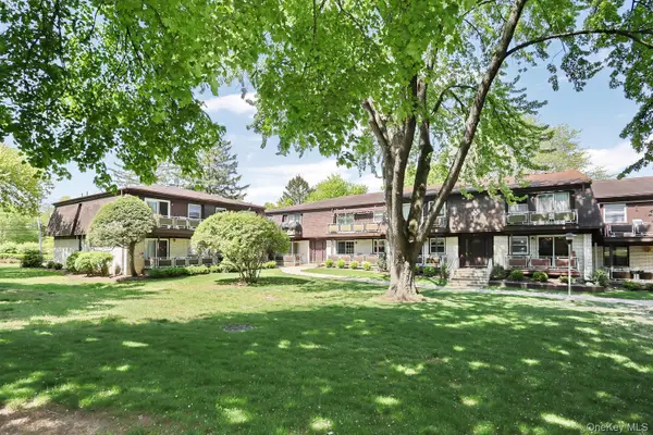 8 Church Lane #B, Valley Cottage, NY 10989