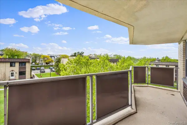 17-85 215th Street #3E, Bayside, NY 11360