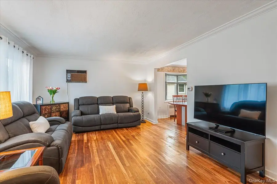 38 7th Street, Garden City Park, NY 11040 - #3