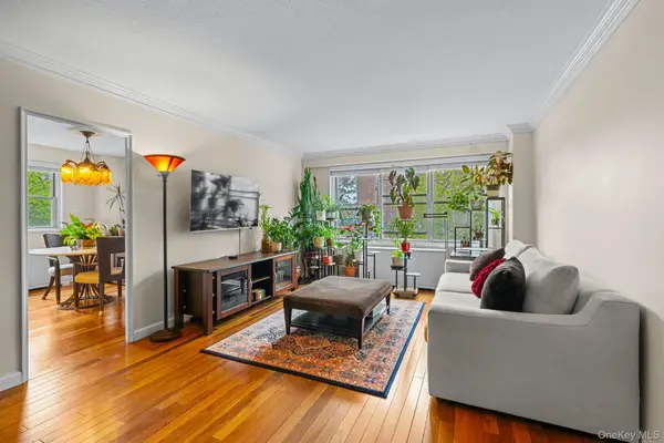 70-31 108th Street #3G, Forest Hills, NY 11375