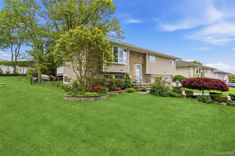 183 N Marginal Road, Jericho, NY 11753 - #2