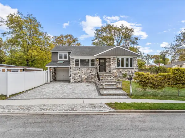 44 Bruce Lane, Westbury, NY 11590